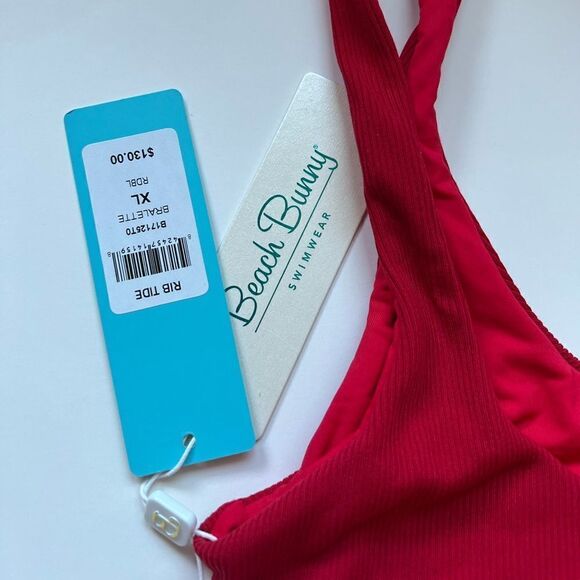 BEACH BUNNY RIB TIDE BRALETTE!! - Picture 2 of 7